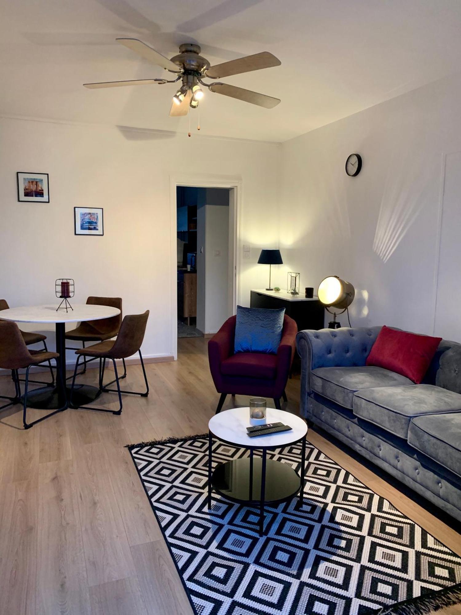 Bel Appartement Renove En Centre Ville Limoges Buitenkant foto